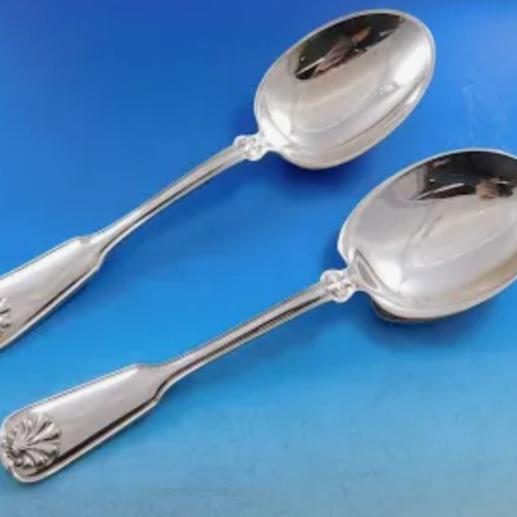 Tiffany & Co. Bridal Registry Shell & Thread Sterling Flatware 110 Piece Set - Picture 8 of 11